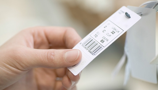 UK retail industry sees value rise, long-term conditions remain uncertain