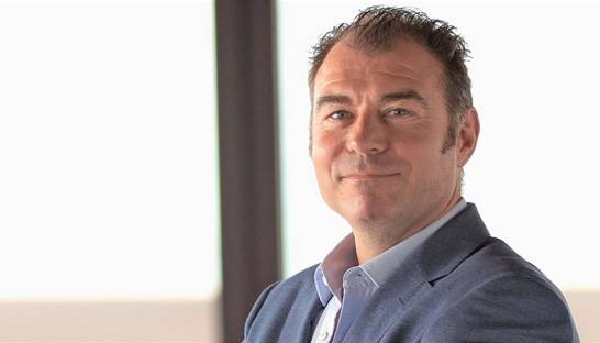 Adam Dixon succeeds Nigel Andrade as Kearney's Australia boss