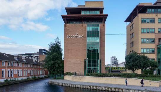 Accenture to cut 900 jobs across UK operations