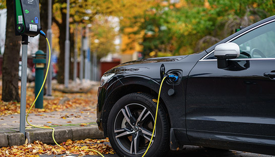 EY: More than half of Canadians considering electric vehicle purchase