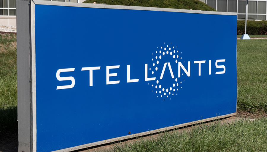 Stellantis selects Accenture for AI and digital twin manufacturing transformation